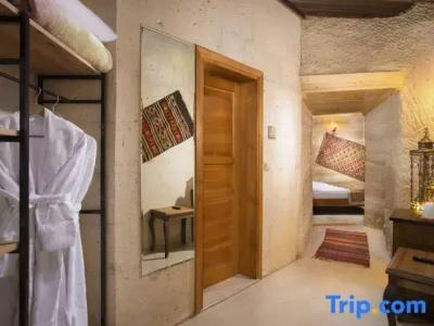 Lord Of Cappadocia - 77