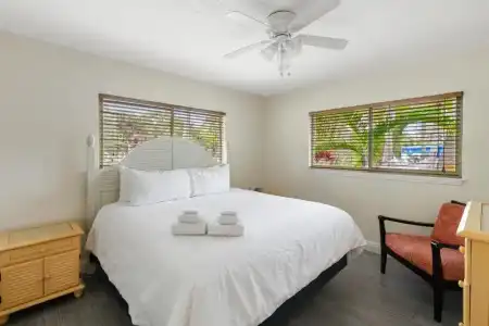 Siesta Key Beachside Villas - 37