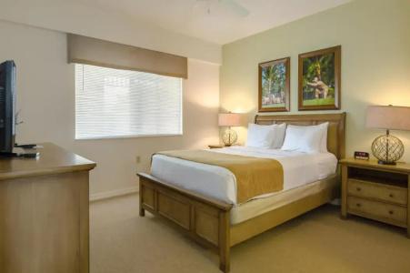 GreenLinks Golf Villas at Lely Resort - 2