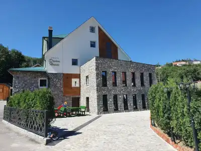 Dream House & Spa - 0