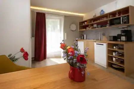 Little Suite Apartments - 35