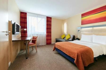 Premier Inn Berlin City Centre - 46
