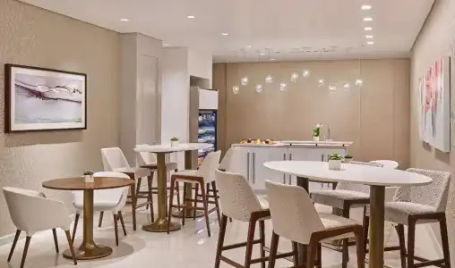 Crescent Court - 22