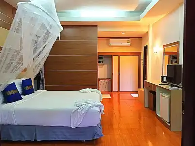 Tonsai Bay Resort - 28