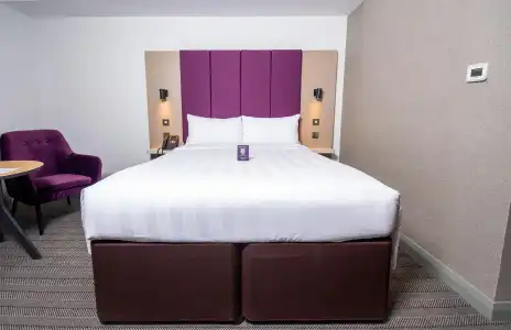 Premier Inn Dubai International Airport - 7