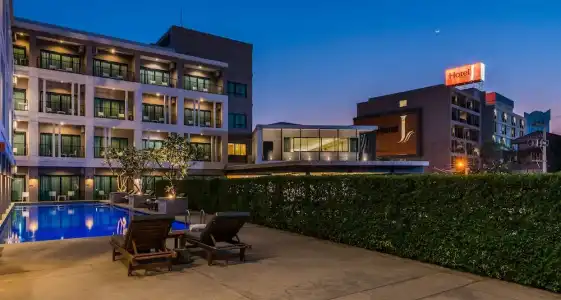J Residence - 174