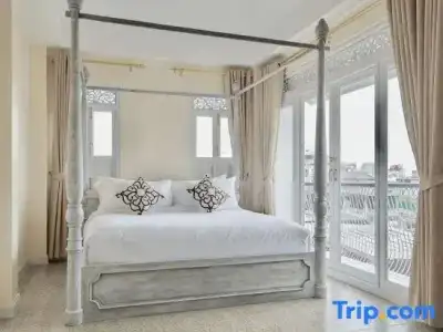 Noursabah Bed Bangkok - 177