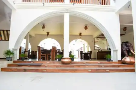 Water Gate Resort & Spa - 12