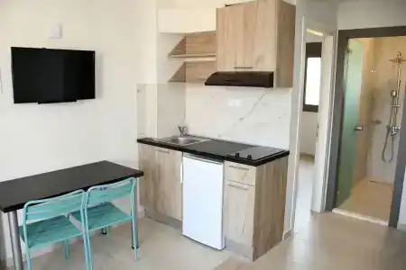 Theano Luxury Suites - 80