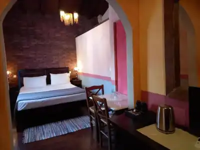 Mythos Guesthouse - 74