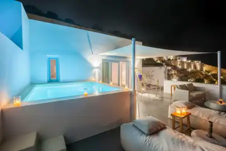 Santorini Heights - 39