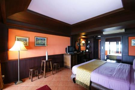 Sea Breeze Resort - 38