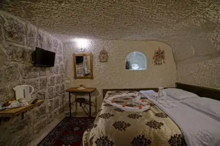 Melek Cave - 24