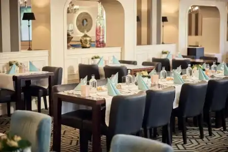 Moers van der Valk - 14