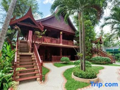 Royal Phawadee Village Patong - 42