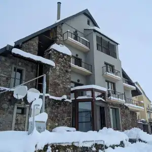 White Shino Hostel - 1