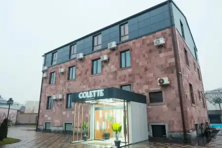 Colette - 0