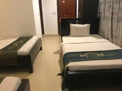 King Boutique - 90