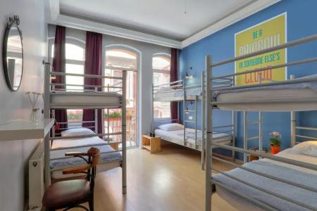 Hush Hostel Lounge - 22