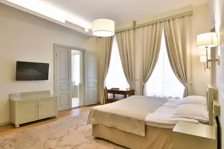 Antonius Boutique - 2