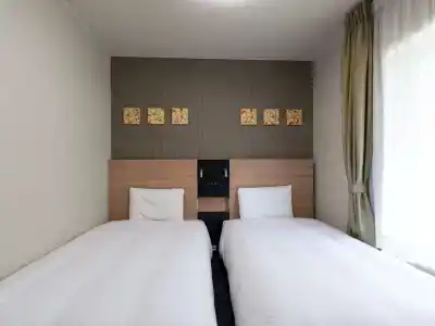 Comfort Osaka Shinsaibashi - 2