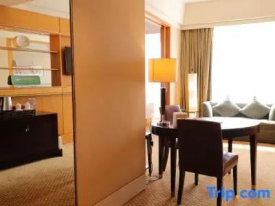 Guangzhou Nansha Pearl River Delta World Trade Center Tower - 66