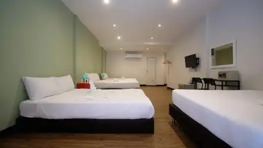 Resort V - MRT Huai Khwang - 112