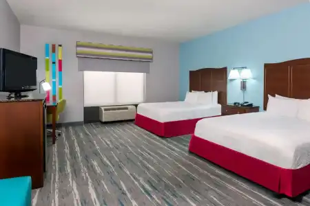 Hampton Inn & Suites Winston-Salem/University Area, NC - 47