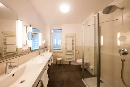 LandEndhart - 9