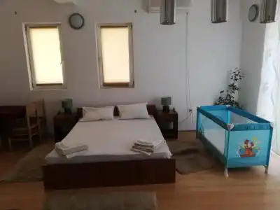 LaRos Apartments - 123