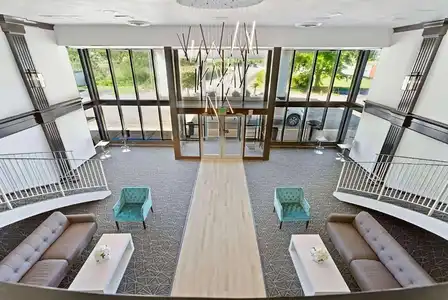 Days Inn by Wyndham Erie - 7