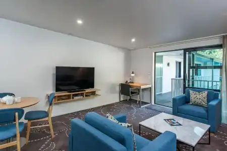 One88 on Commerce - 46