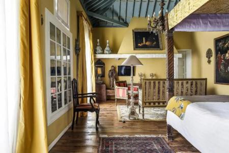 Hacienda de Abajo - Adults Only - 101