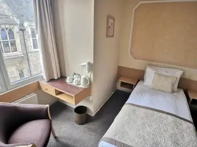 Lancaster Hall - 28