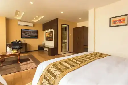 Yatri Suites and Spa - 93