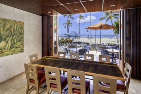 Hilton Hawaiian Village Waikiki Beach Resort - 25