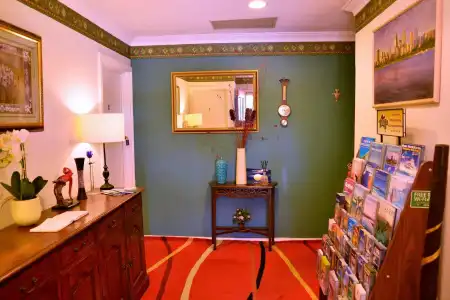 Palms Bed & Breakfast - 1