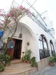 British Girne - 0