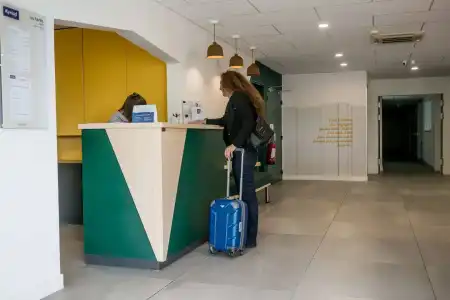 ibis Styles Clermont Ferrand Sud La Pardieu - 37