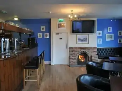 The Royal George - 10