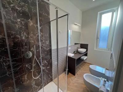 RossoVino Milano Boutique - 7