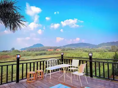 Apinya Resort Bangsarey - 126