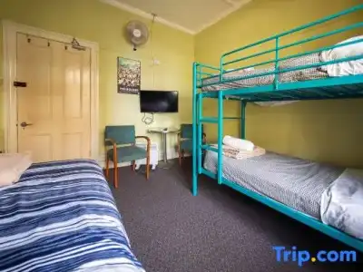YHA Newcastle Beach - 64