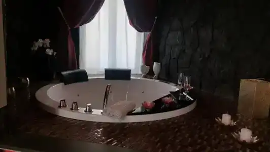 Th Luxury - 53