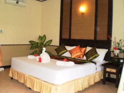 Penny's Resort - 2