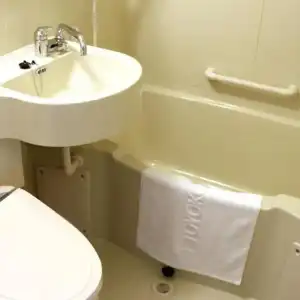 Toyoko Inn Shin Osaka Station Higashi - 49