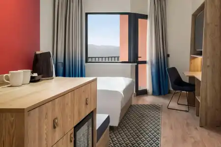 Tryp by Wyndham Zomin - 20