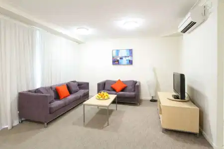 Caloundra Central Apartment - 3