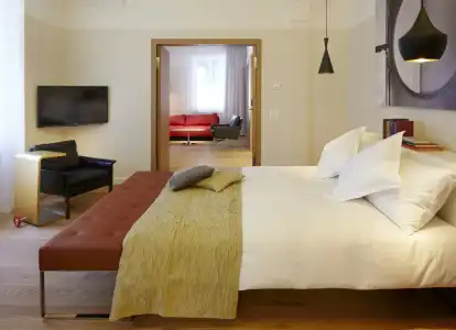 B2 Boutique + Spa - 2