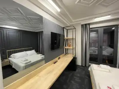 RW Boutique - 2
